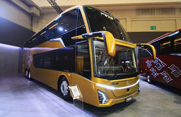 Desain Eksterior Bus Mercedes-Benz Elegan dan Aerodinamis